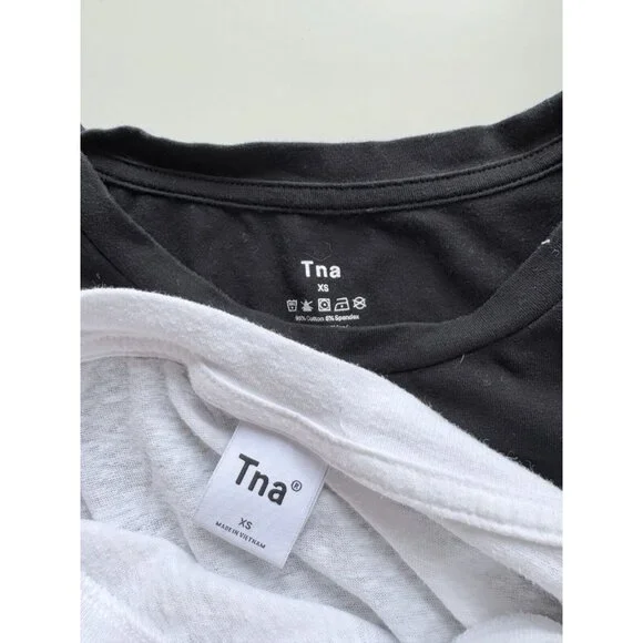 Lot of 4 Aritzia TNA Tops - Chill Ortiz, Butter Strengthen, Ribbed Tank, Size XS - Picture 6 of 13